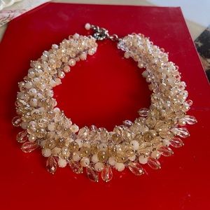 Elegant crystal beads necklace